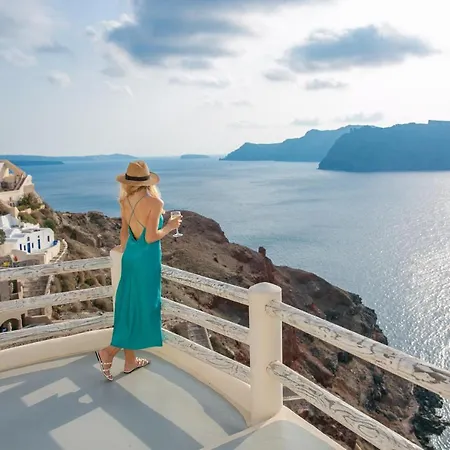 Mare Apartahotel Oia (Santorini)