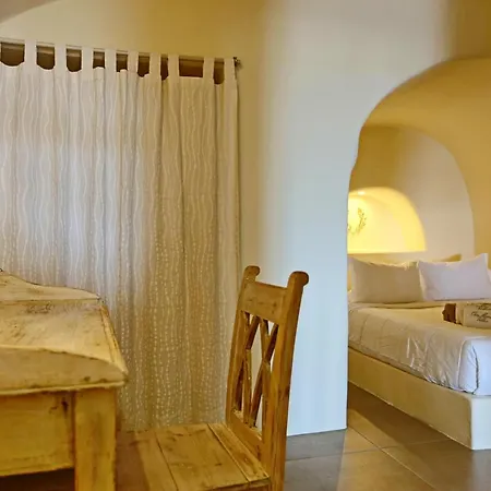 Mare 4* Oia (Santorini)