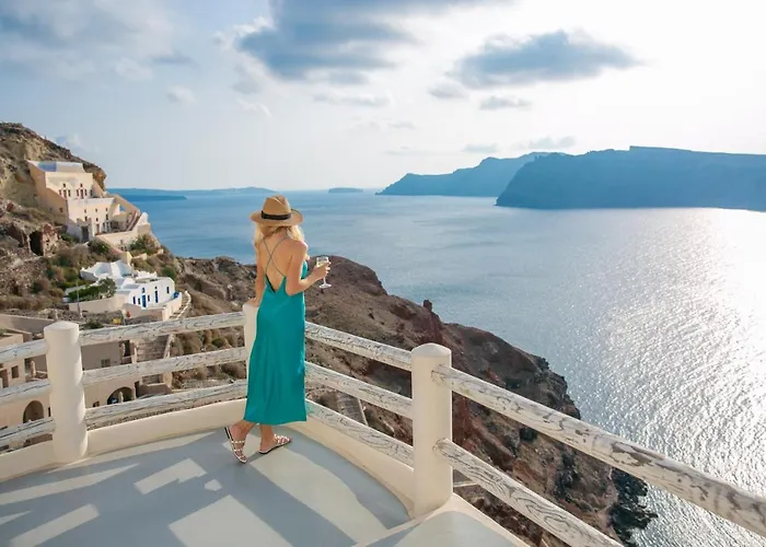 Mare Apartahotel Oia (Santorini)