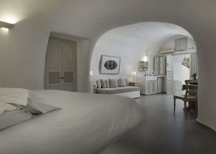 Mare Apartahotel Oia (Santorini)