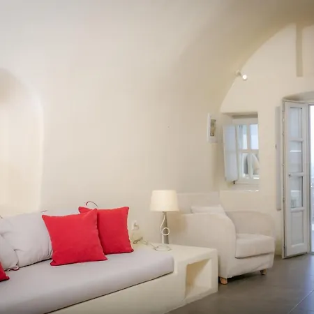 Mare (adults Only) Oia