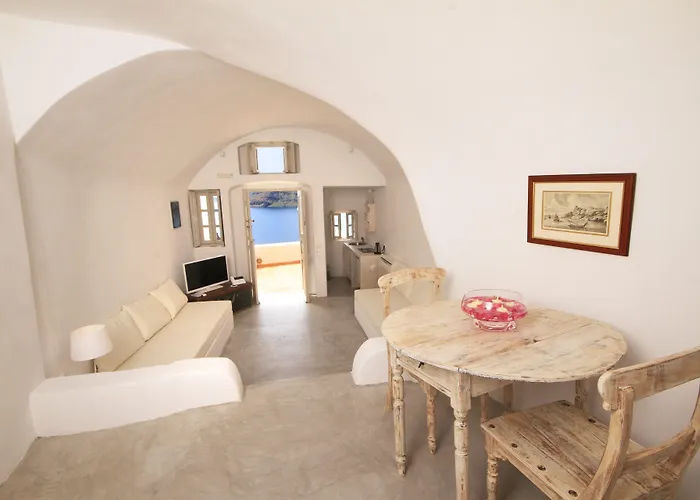 Mare (adults Only) Oia (Santorini)